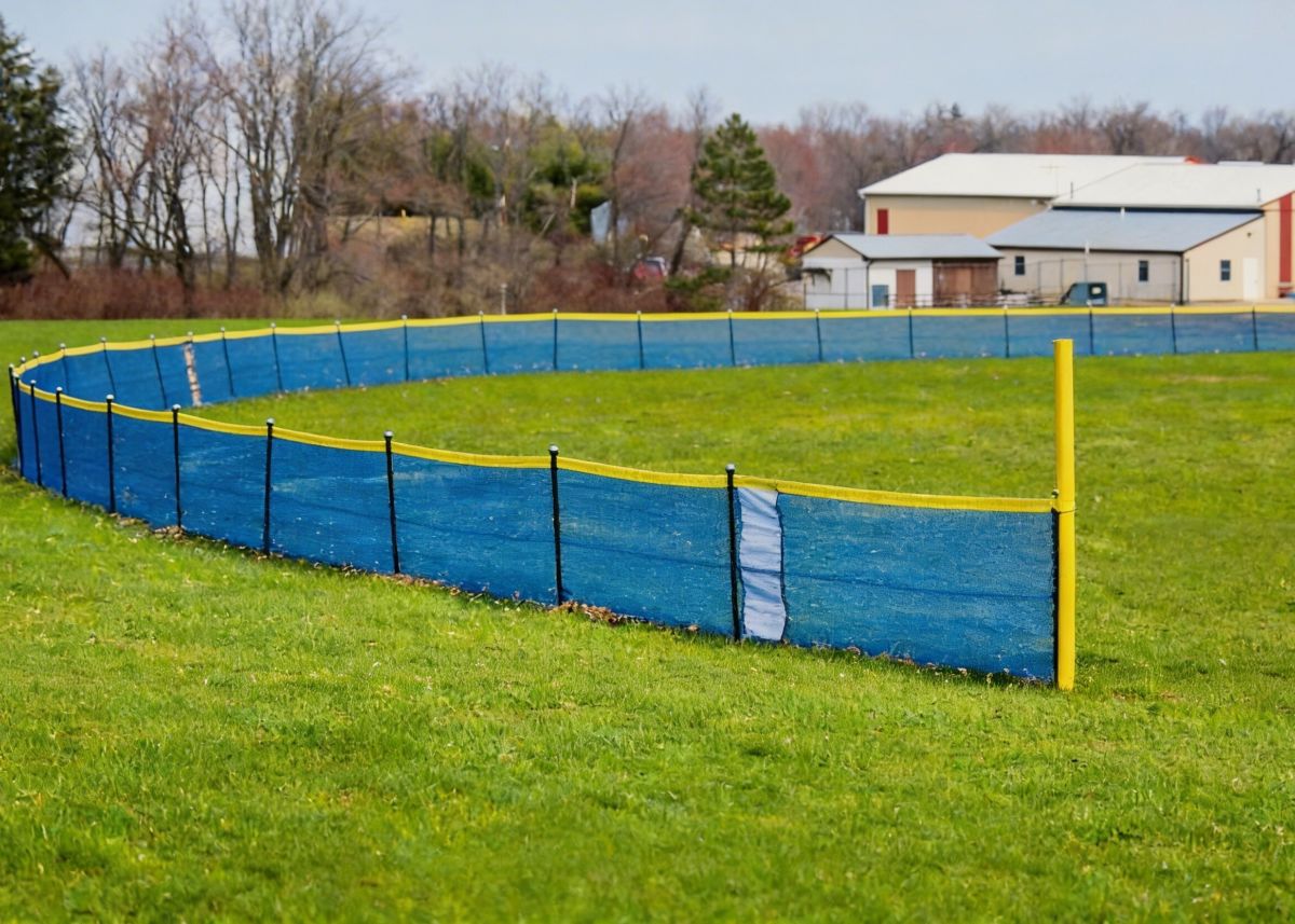 In-Ground Grand Slam Fencing with Loop Attachments