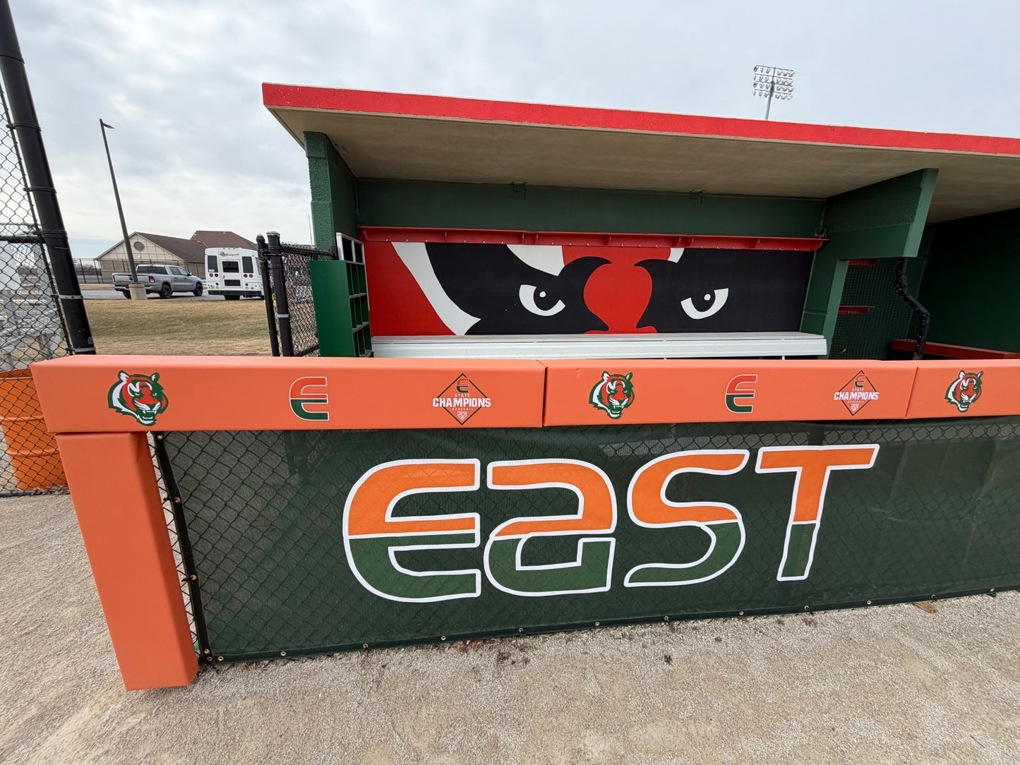 Collegiate Rail & Post Padding