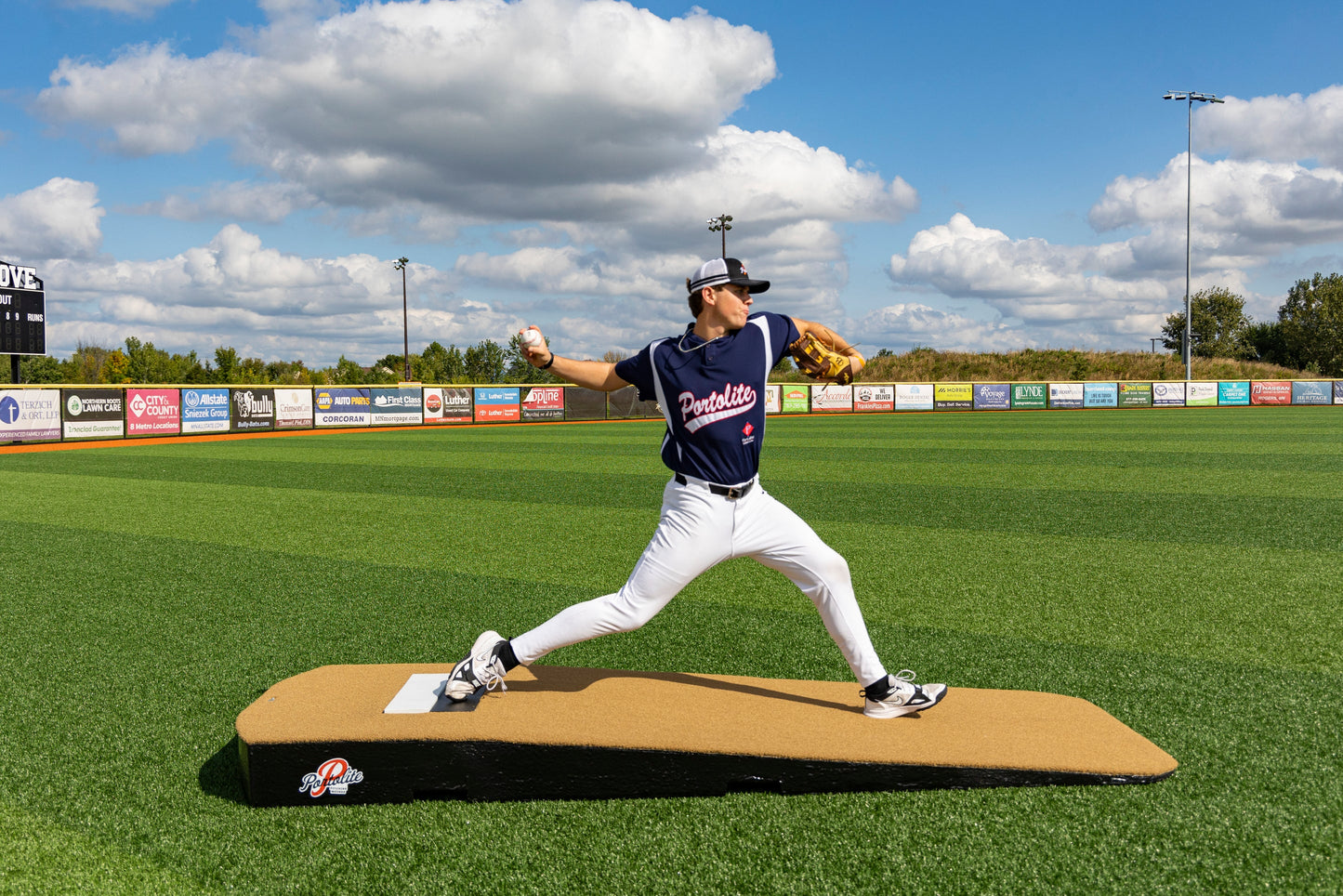 STANDARD One-Piece Practice Mound Clay