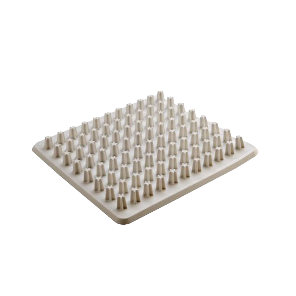 Square trigon cleat cleaner with many knobs to clean cleats